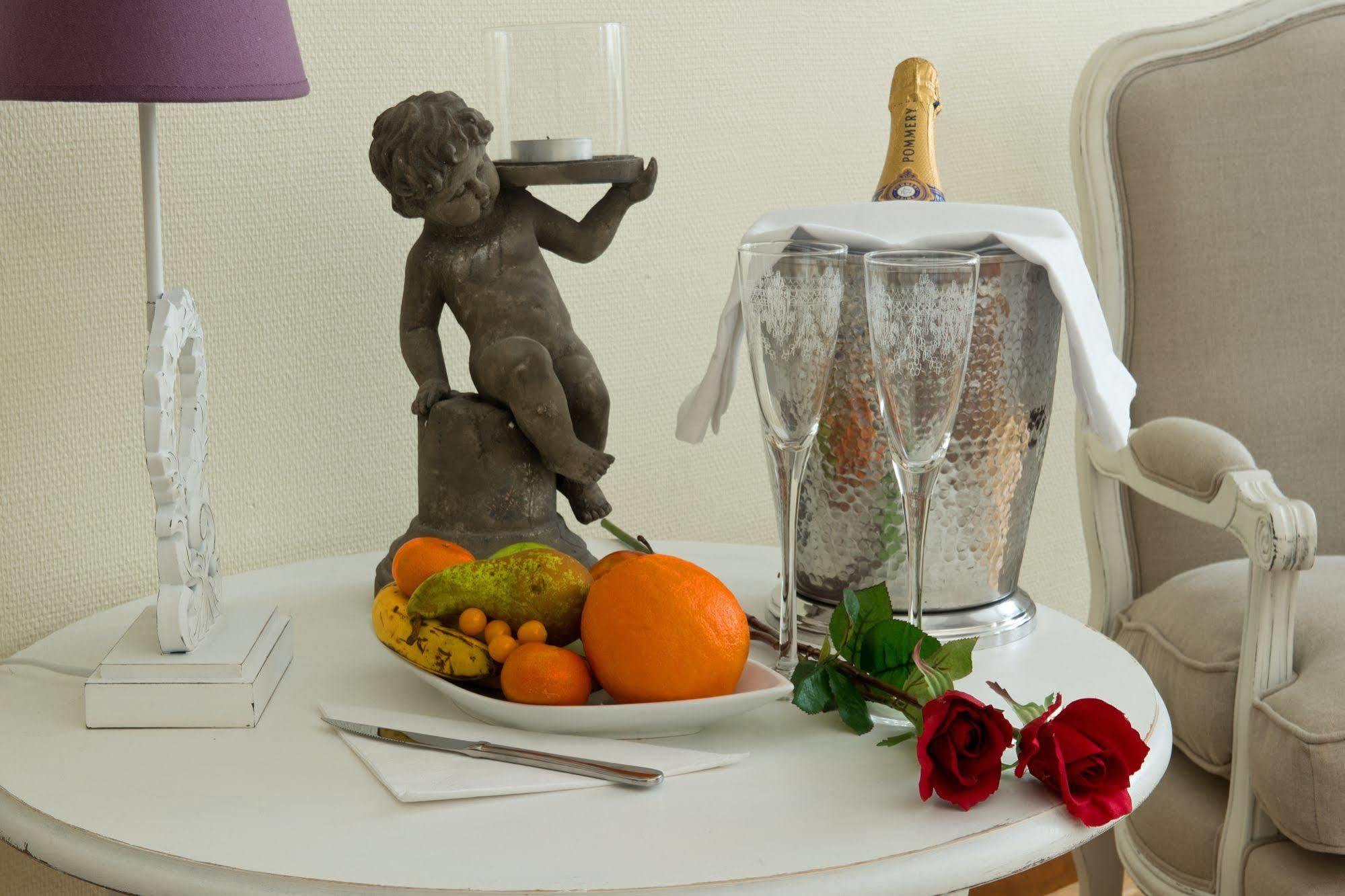 Hotel Fritzatorpet Olofstrom ภายนอก รูปภาพ