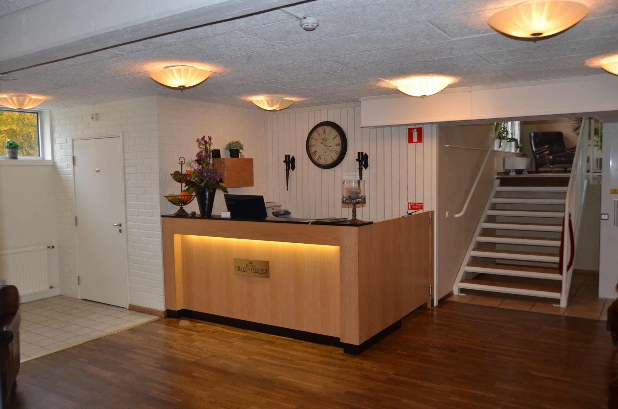 Hotel Fritzatorpet Olofstrom ภายนอก รูปภาพ