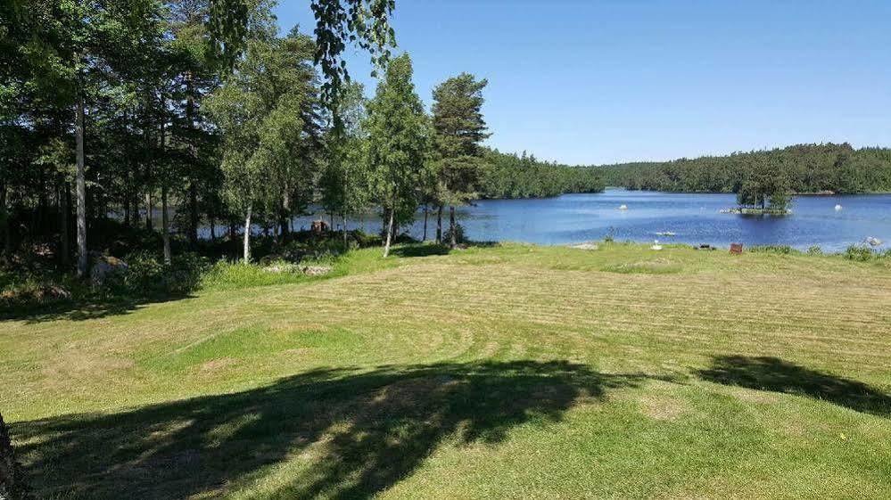 Hotel Fritzatorpet Olofstrom ภายนอก รูปภาพ